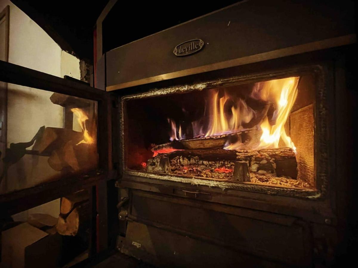 Maison Au Calme Pour 5 Personnes La Chapelle-de-Brain Exterior photo